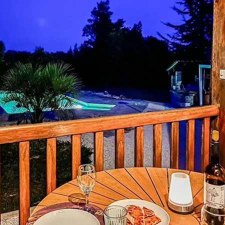 Feriehus Charmante Maison Avec Piscine Mejannes-les-Ales