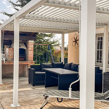 Charmante Maison Avec Piscine *