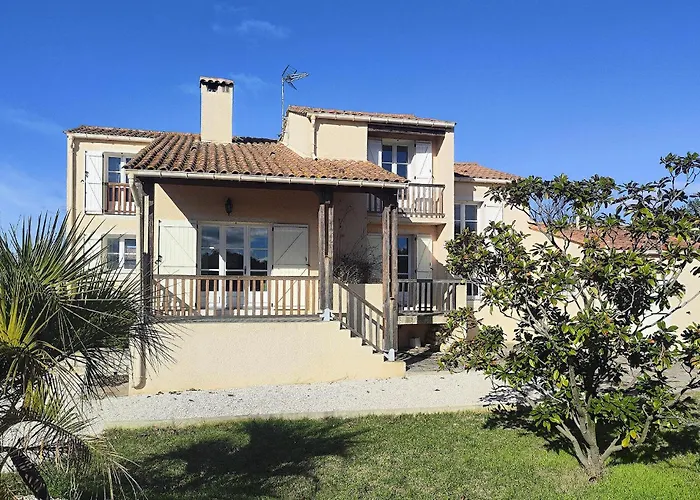 Charmante Maison Avec Piscine