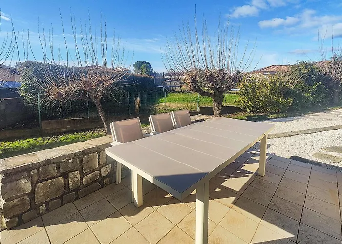 Vakantiehuis Charmante Maison Avec Piscine *