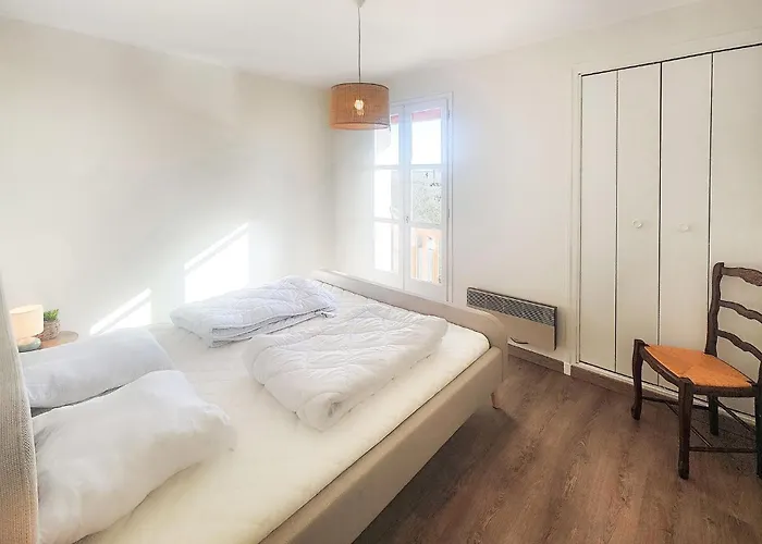 Charmante Maison Avec Piscine *